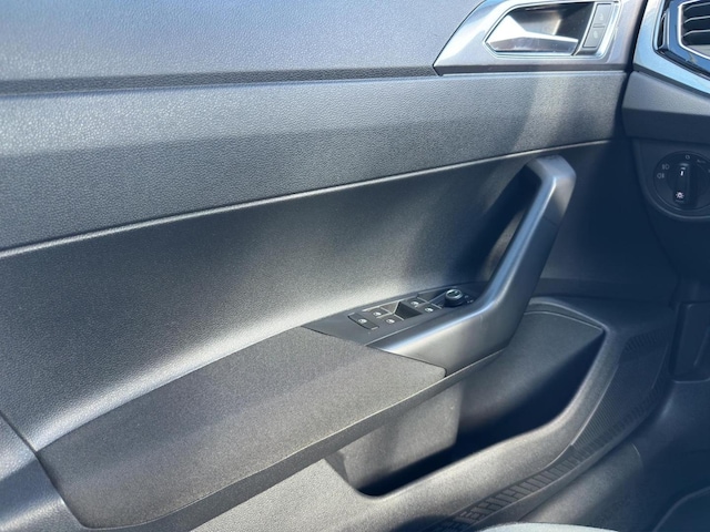 Volkswagen Polo 1.0 TSI DSG Style