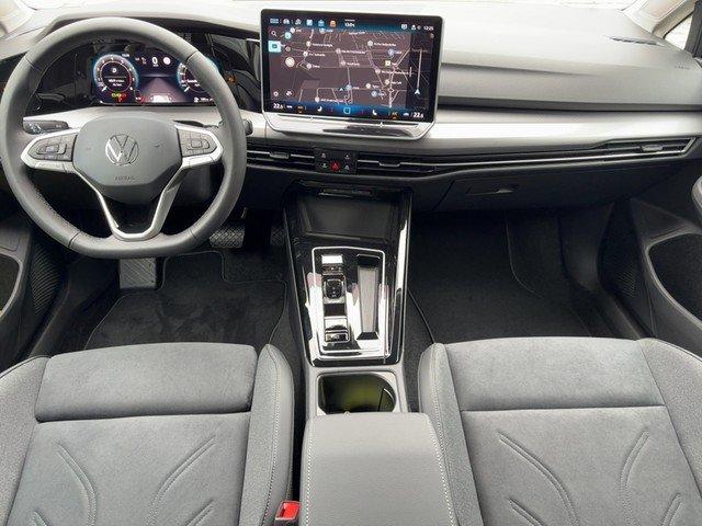 Volkswagen Golf 1.5 eTSI DSG Style