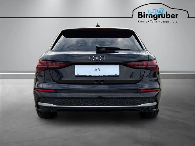 Audi A3 30 TFSI Sedan
