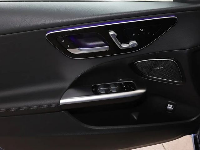 Mercedes-Benz C 200 AVANTGARDE C 200 d Sedan