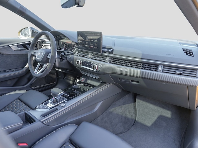 Audi RS4 Avant Quattro