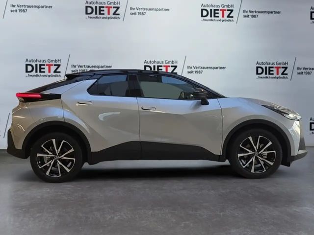 Toyota C-HR Hybride Team D Voorwielaandrijving
