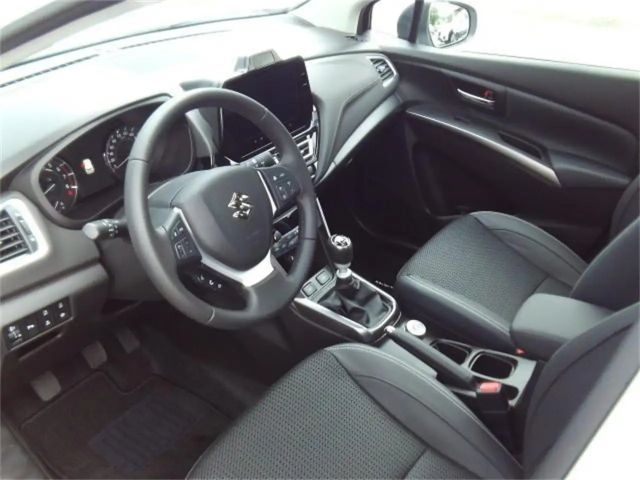 Suzuki S-Cross AllGrip Flash Hybrid