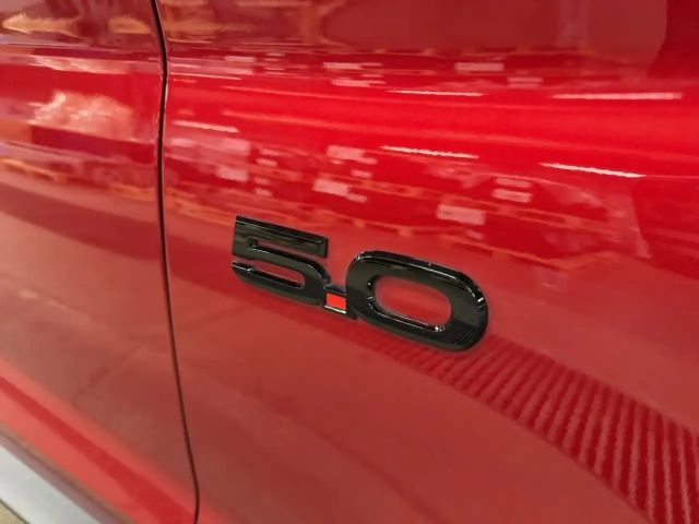 Ford Mustang Fastback GT 5.0 V8