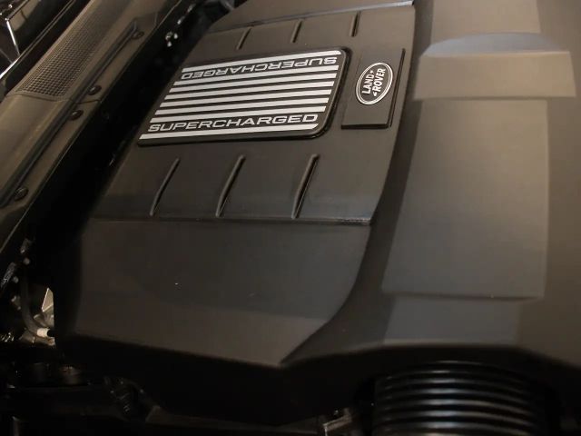 Land Rover Defender 90 Black Pack