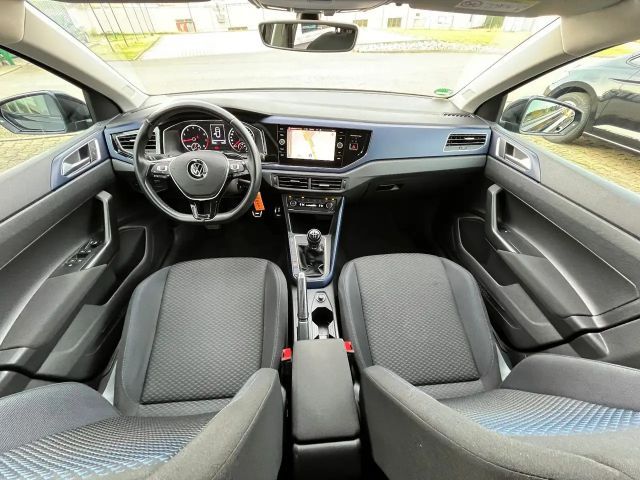 Volkswagen Polo VI United Navi AppConnect Klima PDC