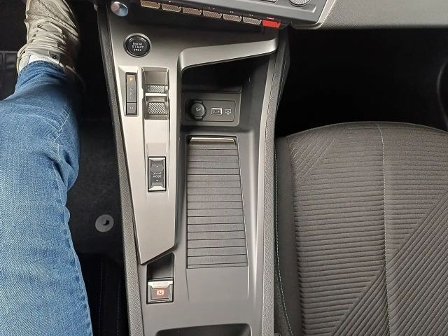 Peugeot 308 EAT8 PureTech Style