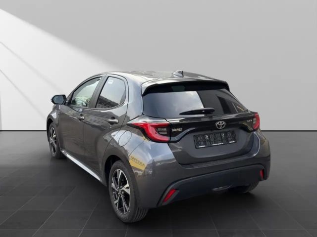 Toyota Yaris Hybride Team D