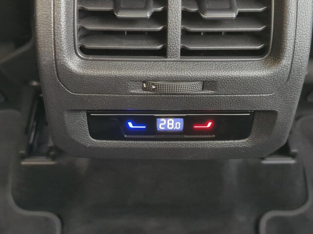 Volkswagen Touran 1.5 TSI DSG