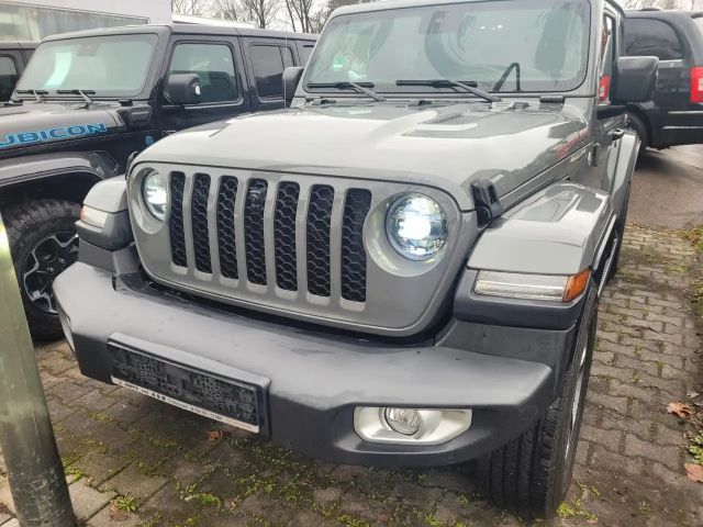 Jeep Wrangler Sahara