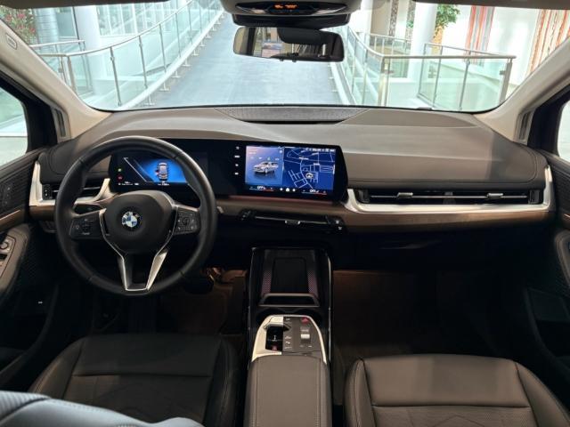 BMW 220 220i Active Tourer