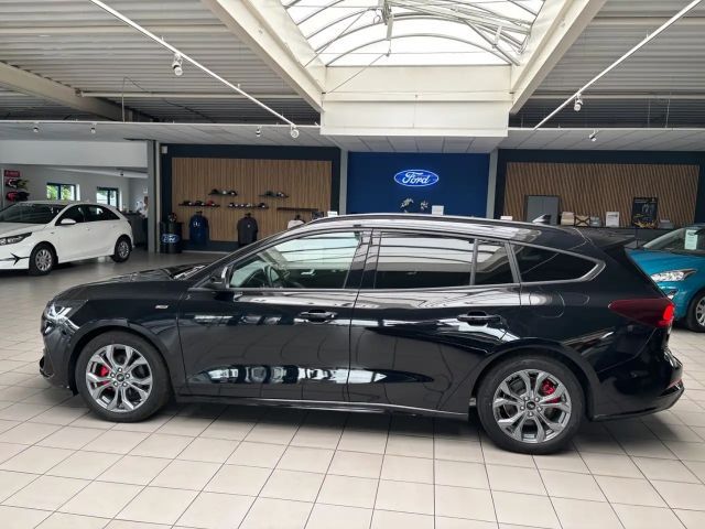 Ford Focus ST Line Wagon