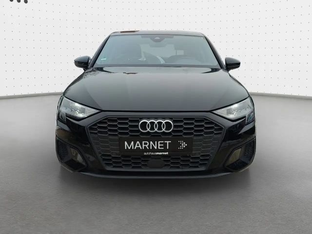 Audi A3 30 TFSI Sedan
