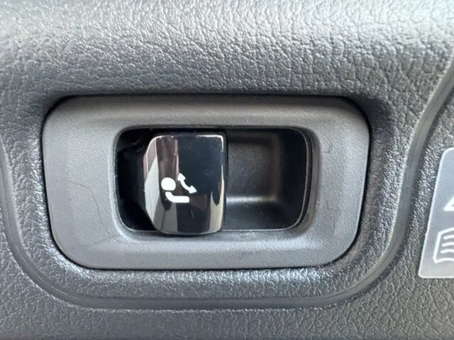 Mercedes-Benz C 200 AVANTGARDE C 200 d Sedan