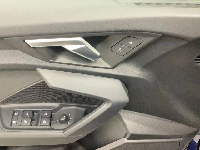 Audi A3 30 TFSI Sedan