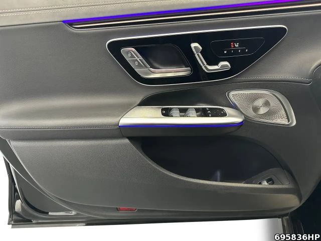 Mercedes-Benz EQE 300 Electric Art Sedan