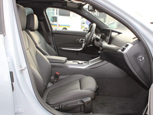 BMW 320 320d M-Sport Touring xDrive