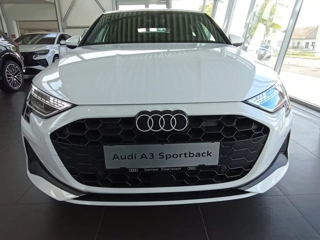 Audi A3 30 TFSI Sedan