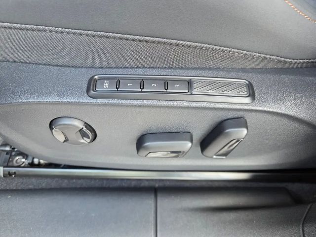 Cupra Terramar 1.5 e-Hybrid