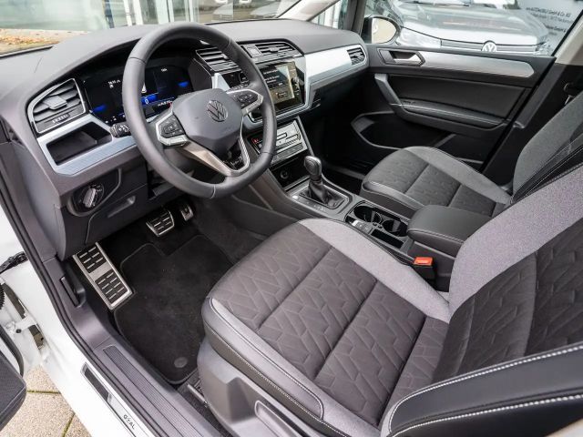 Volkswagen Touran 1.5 TSI DSG