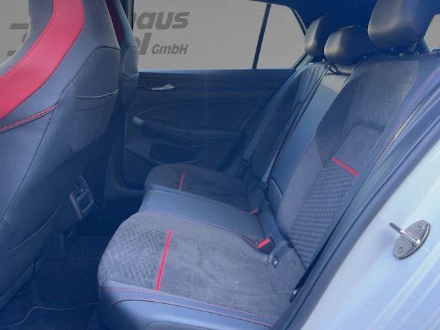 Volkswagen Golf 2.0 TSI Golf VIII