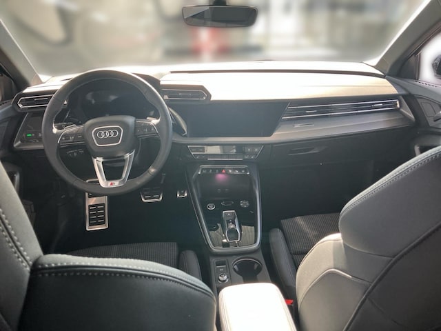 Audi A3 35 TFSI S-Line S-Tronic Sportback