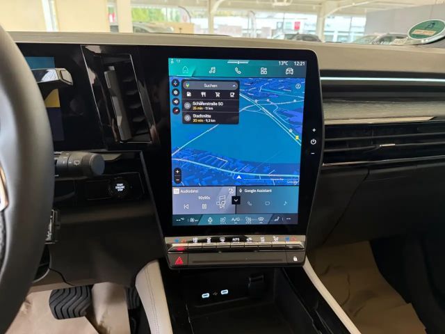 Renault Espace E-Tech Hybrid Iconic