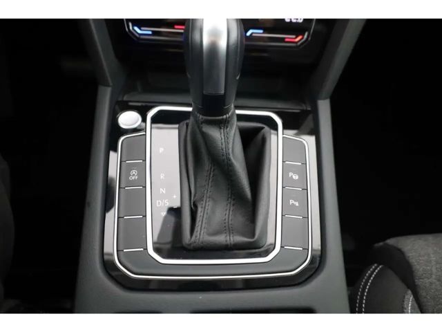 Volkswagen Passat 2.0 TDI Business DSG Variant