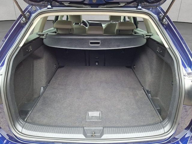 Volkswagen Golf 2.0 TDI Golf VIII Life Variant