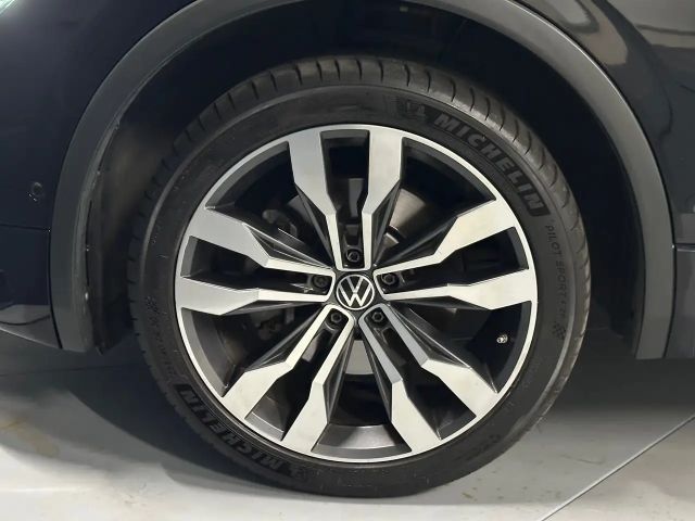 Volkswagen Tiguan 4Motion Allspace R-Line