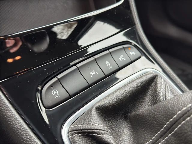 Opel Astra 1.2 Turbo Elegance Sports Tourer