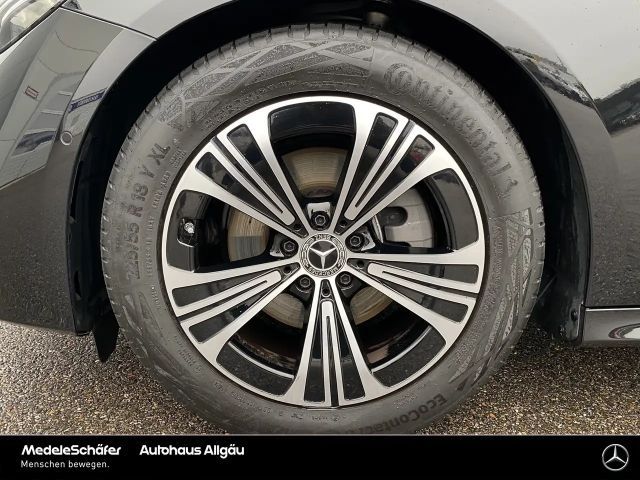 Mercedes-Benz E 200 AVANTGARDE Estate