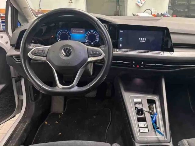 Volkswagen Golf 2.0 TDI DSG Golf VIII Style