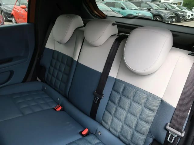 Fiat Grande Panda E La Prima