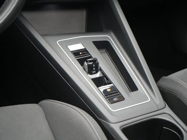 Volkswagen Golf DSG Golf VIII Style Variant