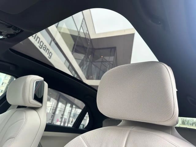 BMW i7 M-Sport Sedan xDrive60