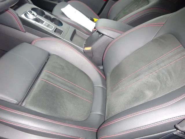 Ford Kuga Hybrid ST Line X