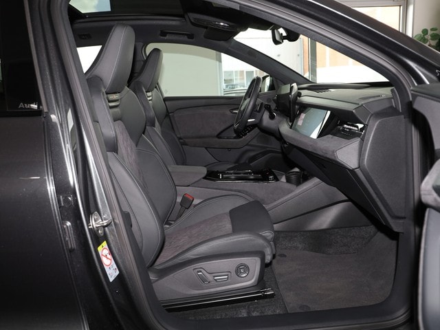 Audi Q6 e-tron Quattro