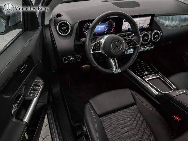 Mercedes-Benz GLA 180 Progressive