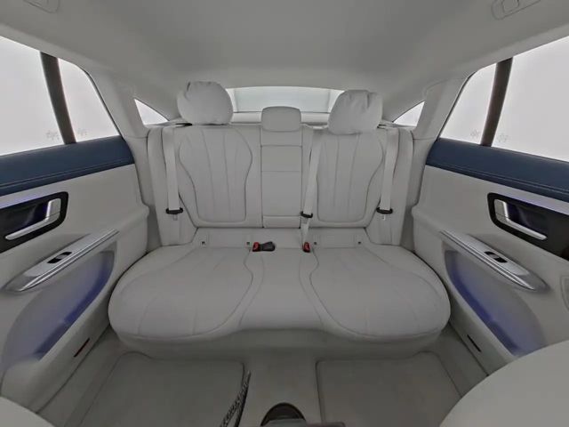 Mercedes-Benz EQE 300 Sedan