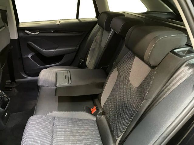 Skoda Octavia Combi Selection