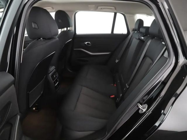 BMW 320 320d Touring xDrive