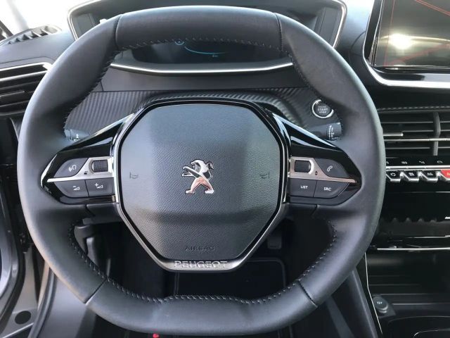 Peugeot E-2008 Allure Pack