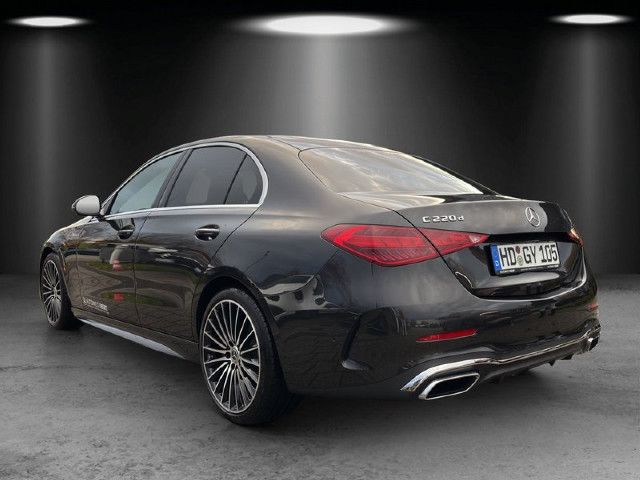 Mercedes-Benz C 220 AMG Line C 220 d Sedan