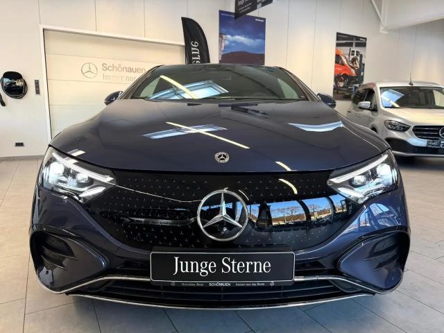 Mercedes-Benz EQE 300 AMG Line Sedan