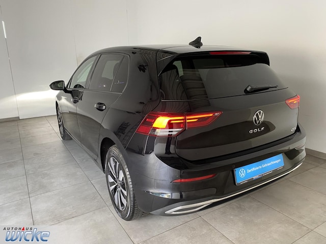 Volkswagen Golf 1.5 eTSI Move