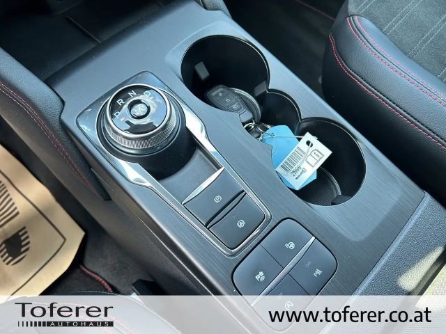 Ford Kuga Hybrid ST Line X