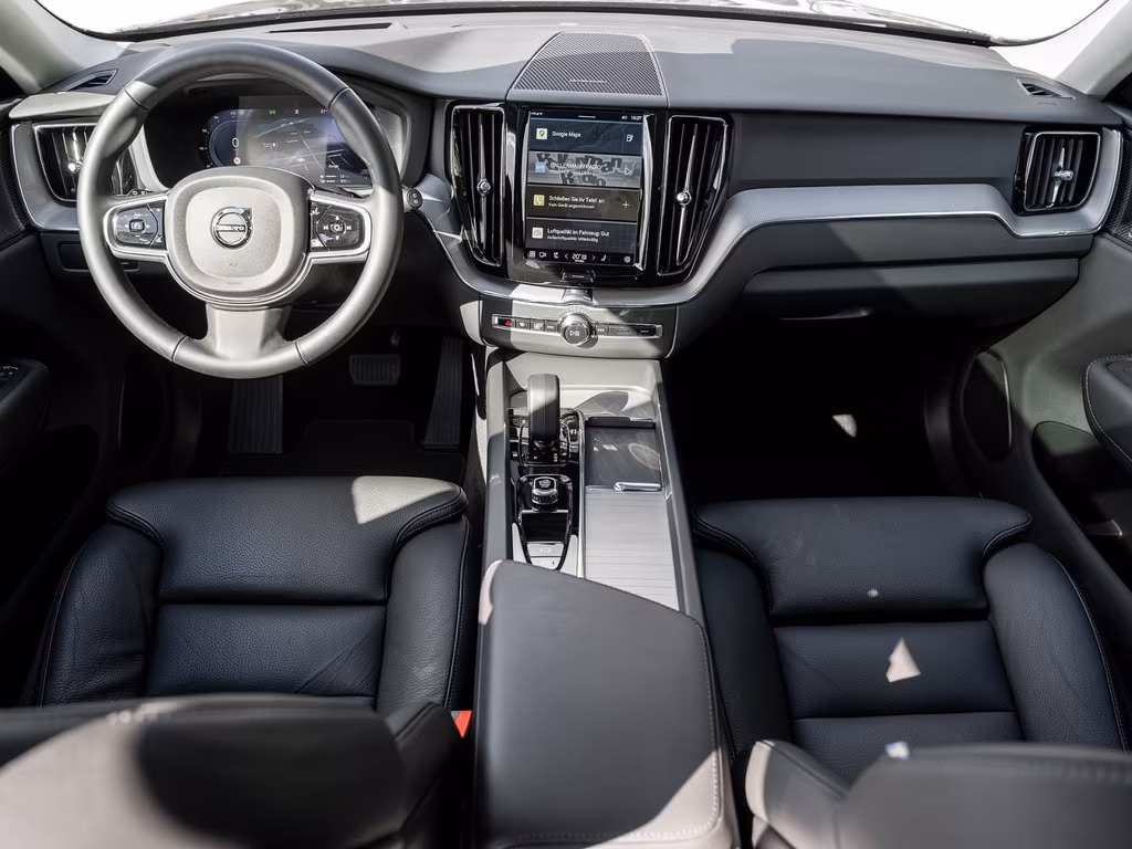 Volvo XC60 AWD Dark Plus Recharge T8