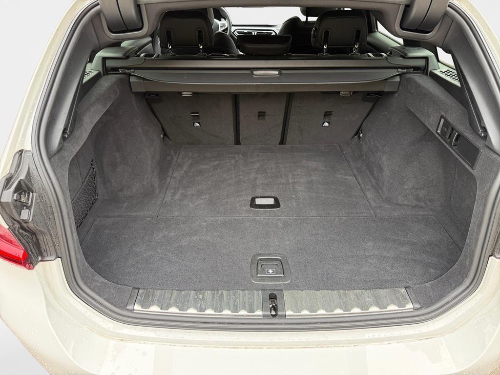 BMW 320 320i Touring