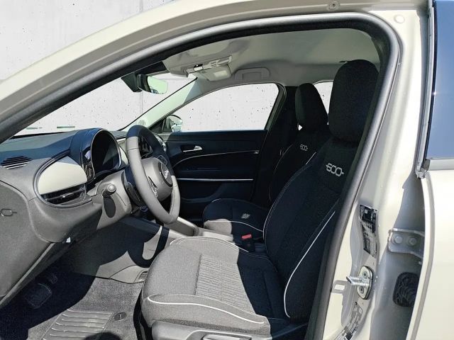 Fiat 600e Hybrid mHEV 145 6-Gang eDCT